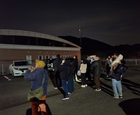 20260214_184940屋外冬星座